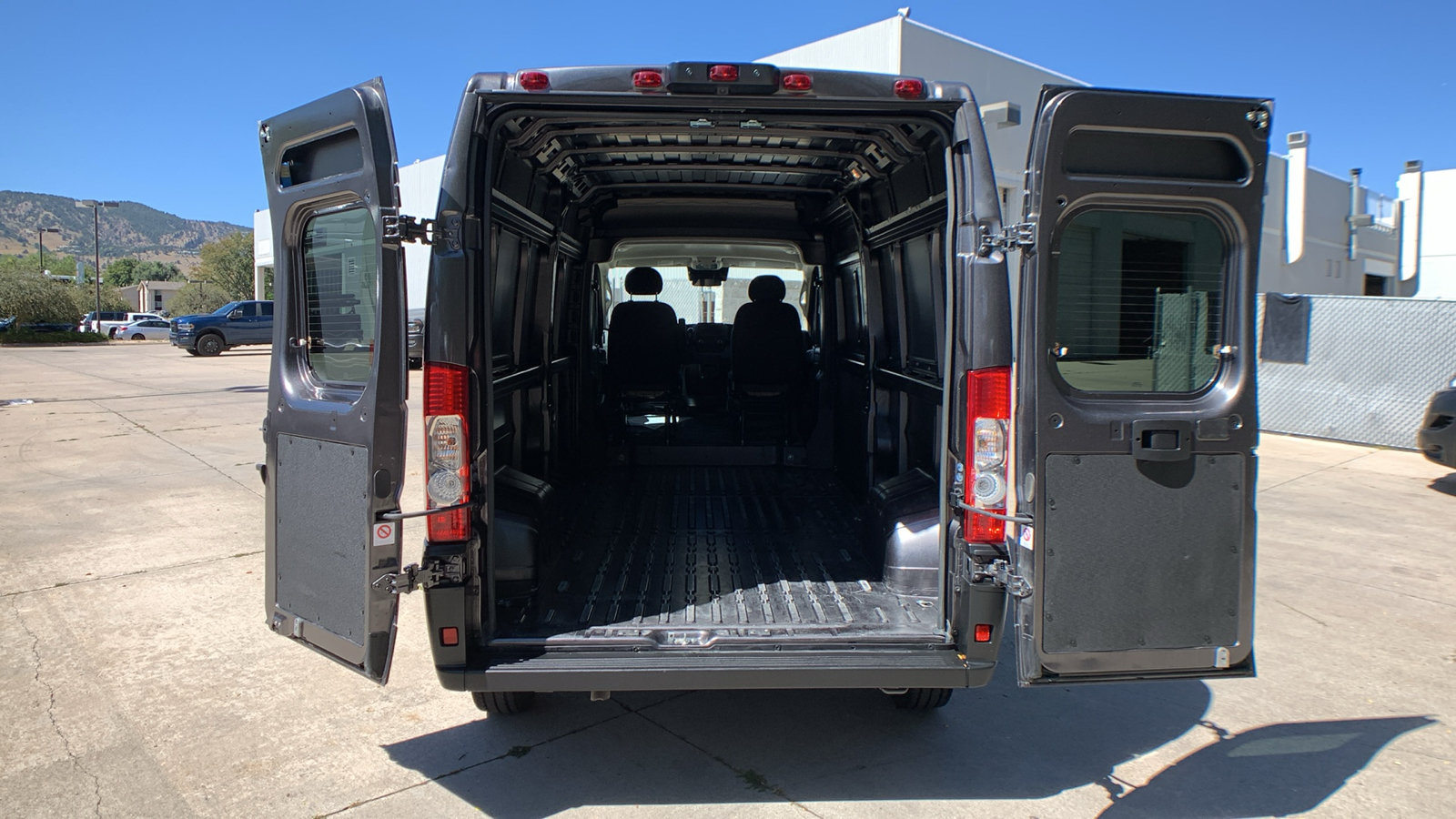 Used 2026 RAM ProMaster 2500 FWD image 25