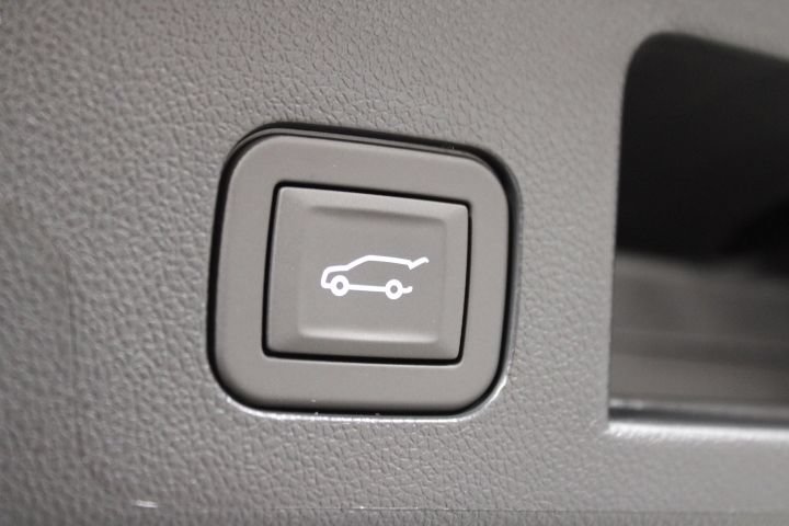 New 2026 GMC Terrain Elevation w/ Elevation Premium Package AWD/4WD image 15