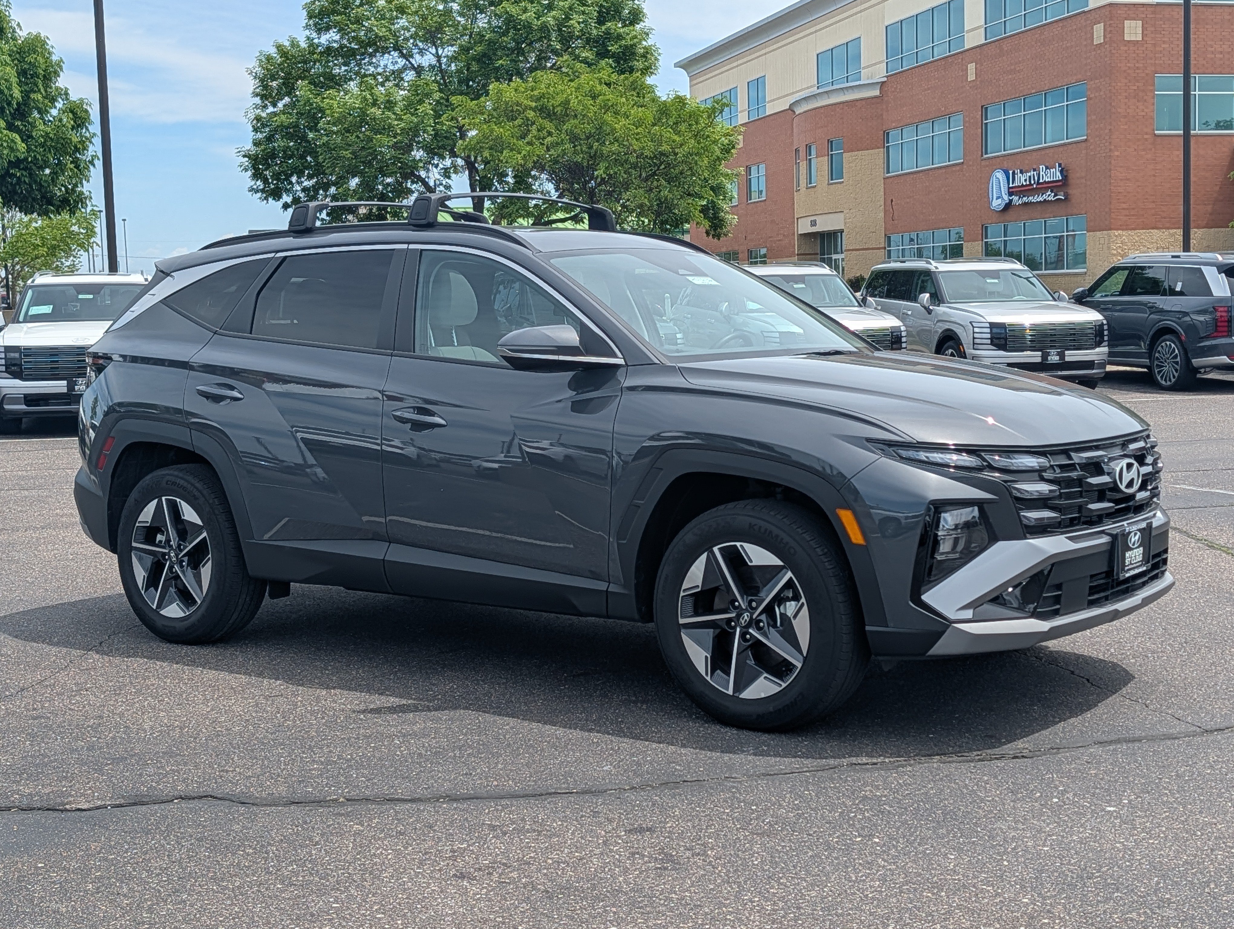 Certified 2025 Hyundai Tucson SEL AWD/4WD image 7