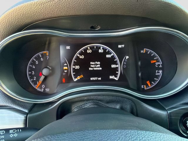 Used 2021 Jeep Grand Cherokee Limited AWD/4WD image 32