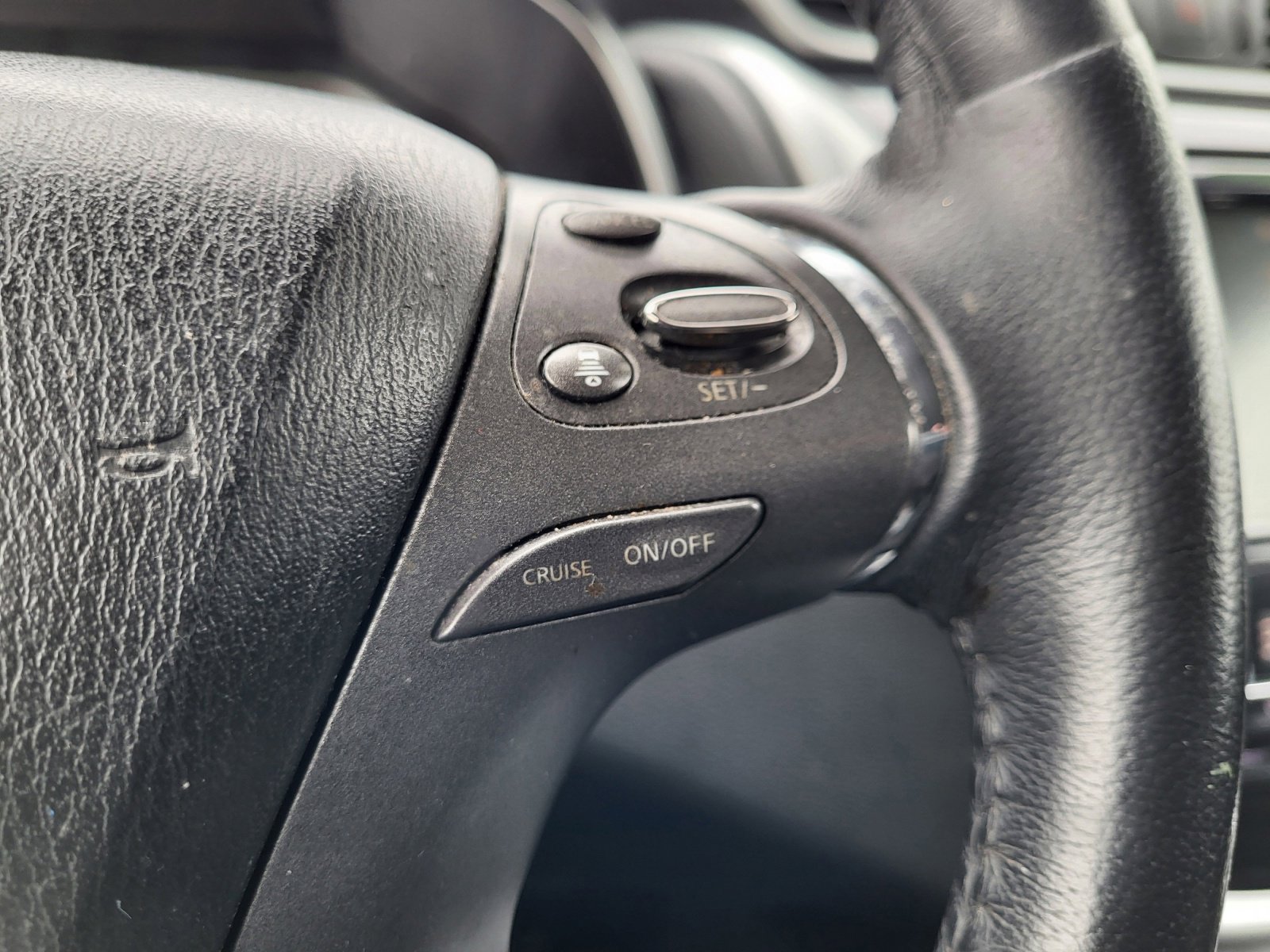 Used 2020 Nissan Murano SV image 27