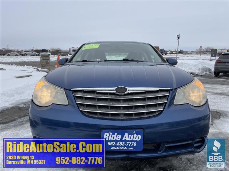 Used 2009 Chrysler Sebring Touring w/ Electronics Convenience Group image 2