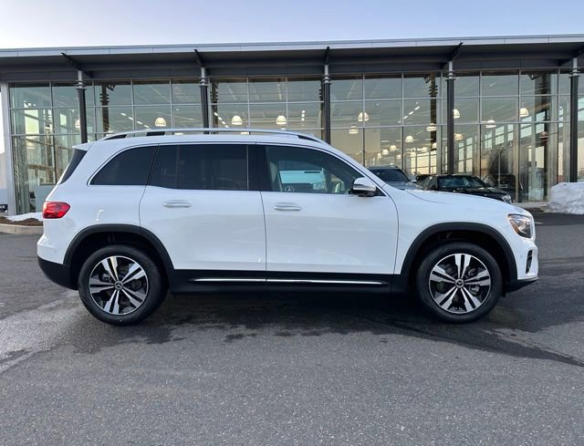 New 2026 Mercedes-Benz GLB 250 4MATIC image 8