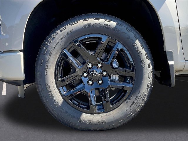 New 2026 Chevrolet Silverado 1500 Custom w/ Turbomax Blackout Package RWD image 16