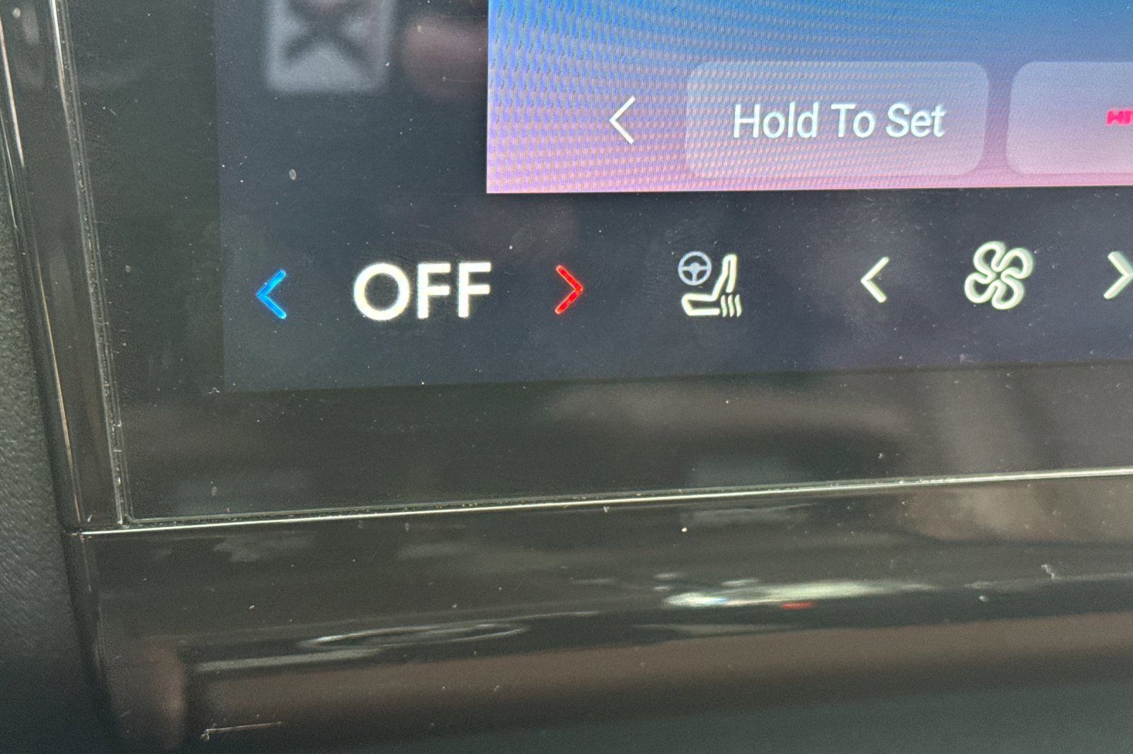 Used 2025 Lincoln Navigator Reserve image 21