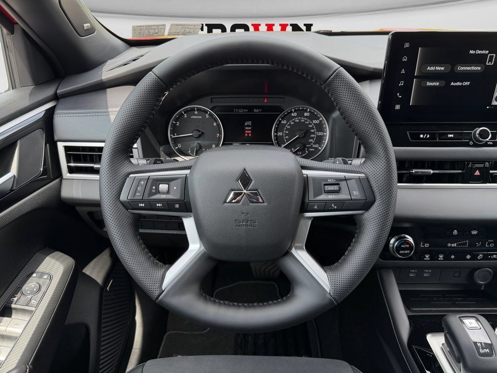 New 2026 Mitsubishi Outlander LE AWD/4WD image 16