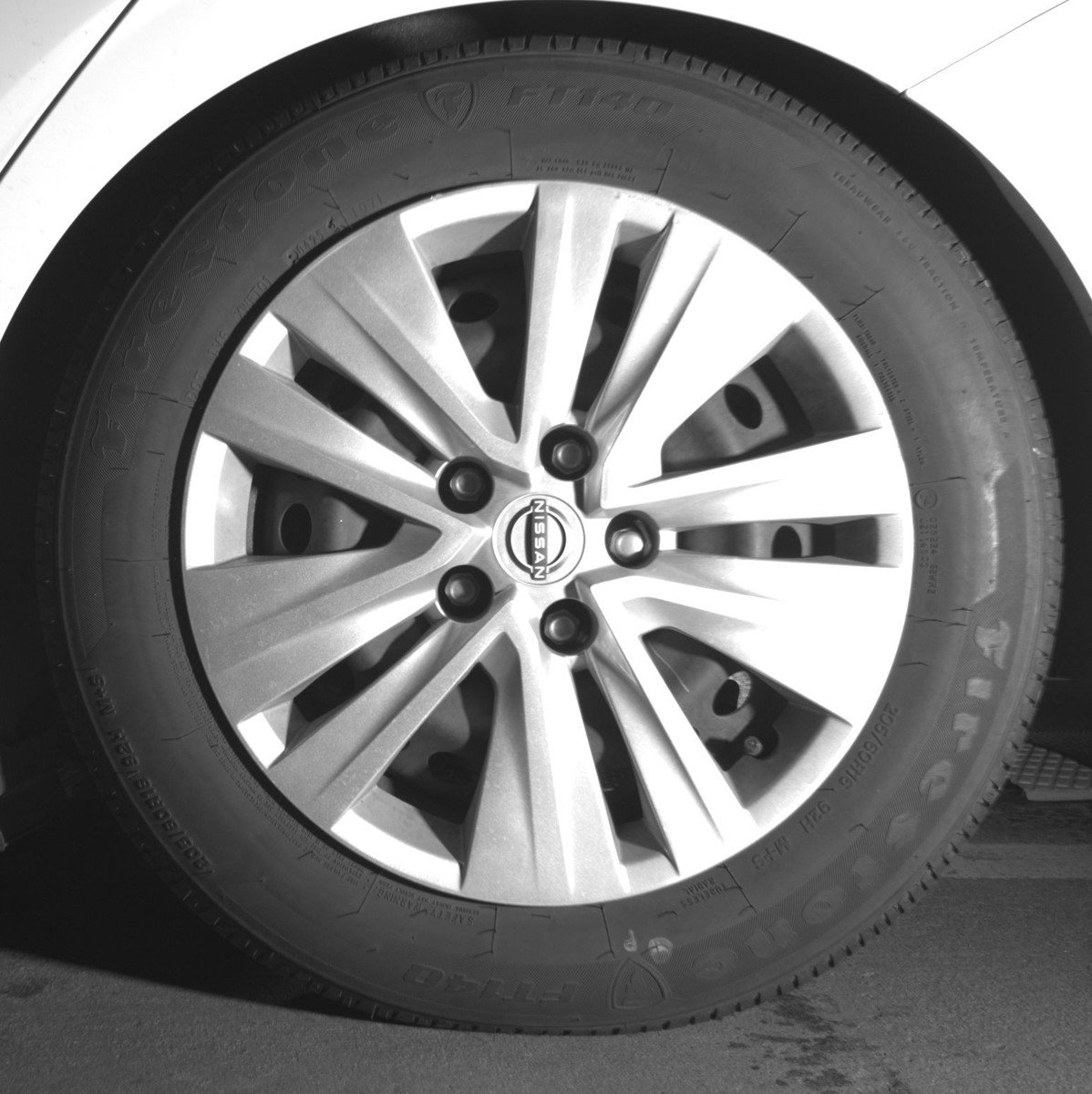 Used 2025 Nissan Sentra S FWD image 14