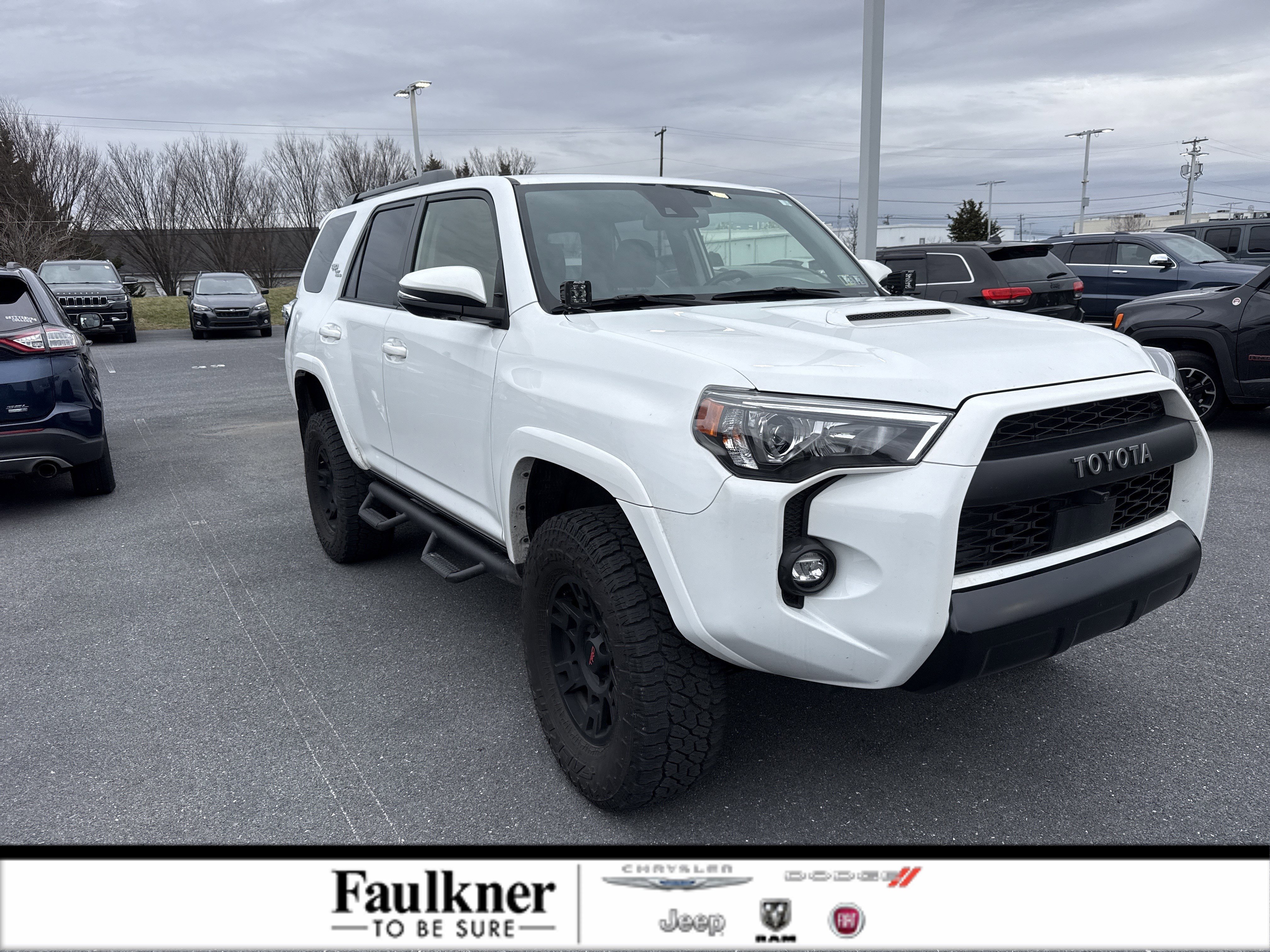 Used 2024 Toyota 4Runner TRD Off-Road Premium image 1