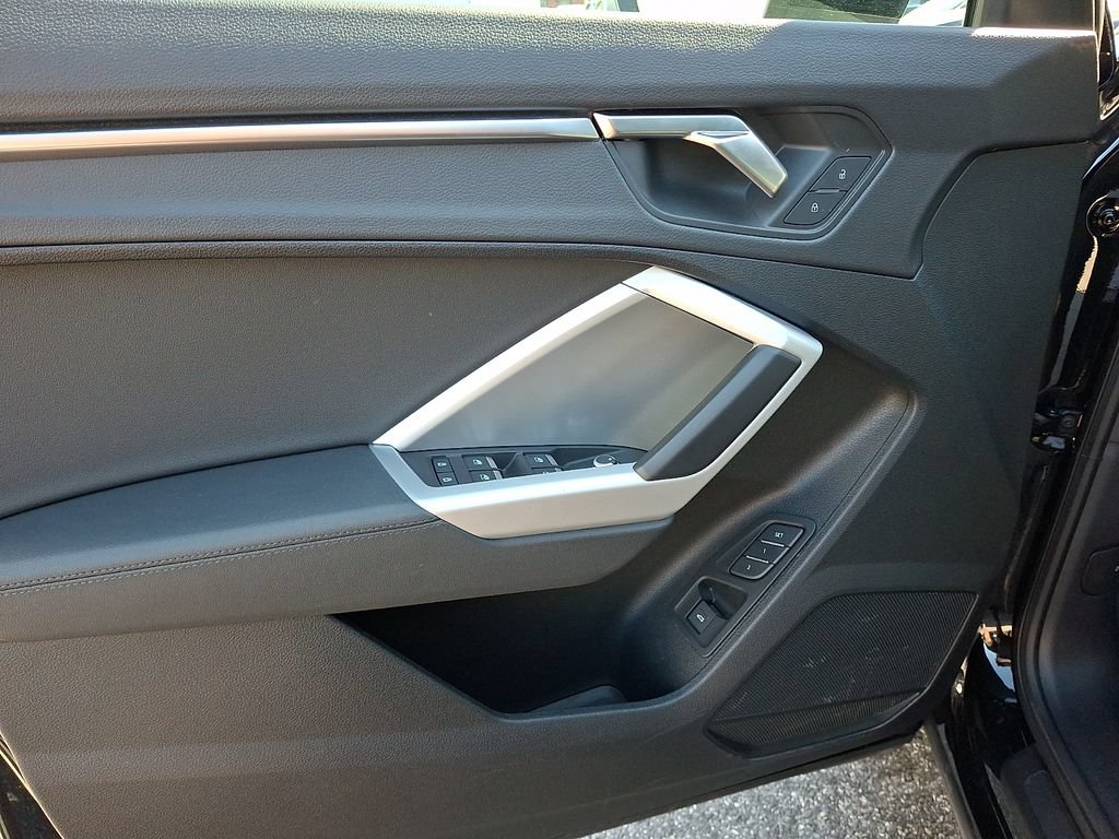 Certified 2023 Audi Q3 2.0T Premium w/ Convenience Package AWD/4WD image 13