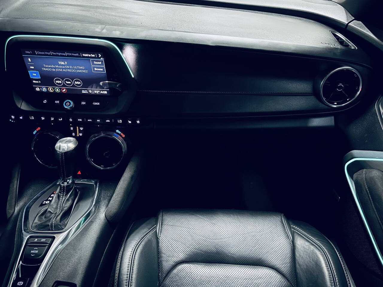 Used 2019 Chevrolet Camaro LT RWD image 23