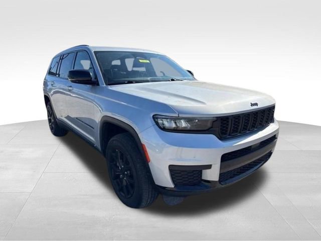 Used 2024 Jeep Grand Cherokee L Laredo