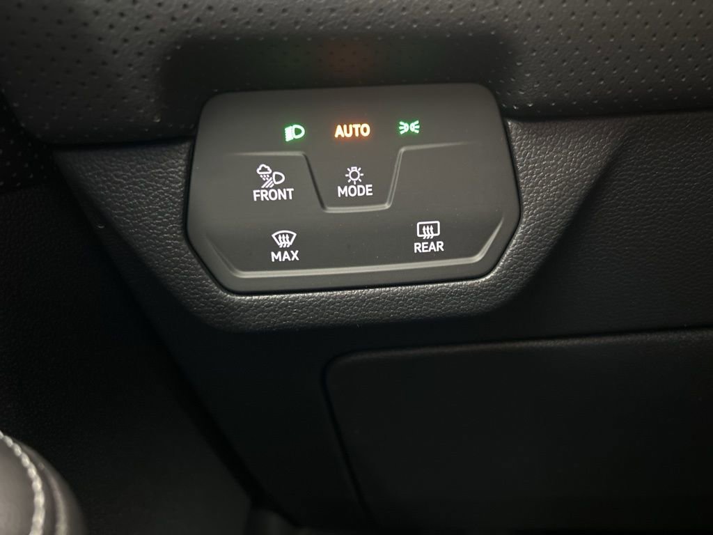 New 2026 Volkswagen Atlas Cross Sport SE AWD/4WD image 18