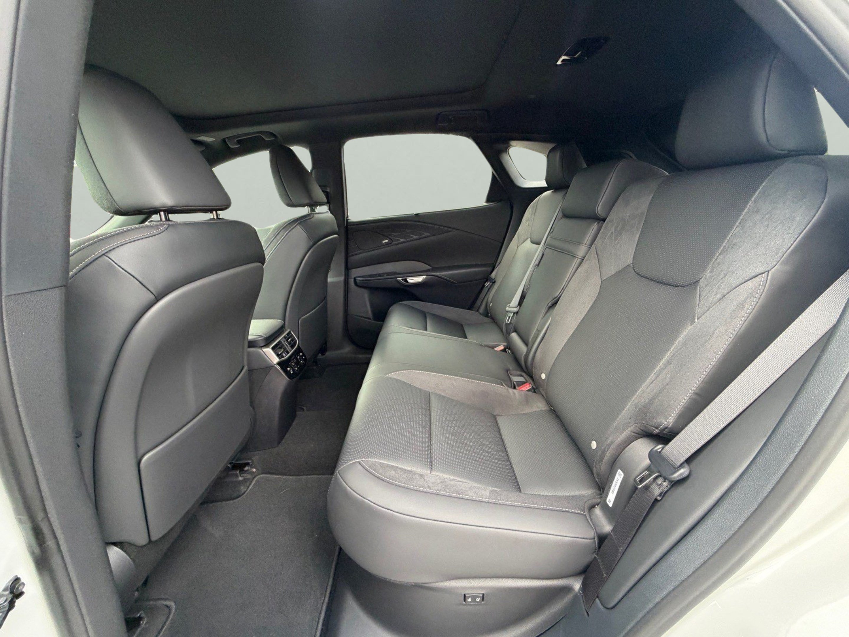 Used 2026 Lexus RX 350 AWD w/ Convenience Package image 25
