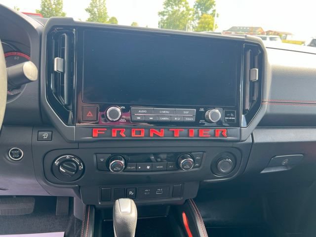 Used 2025 Nissan Frontier PRO-4X AWD/4WD image 15