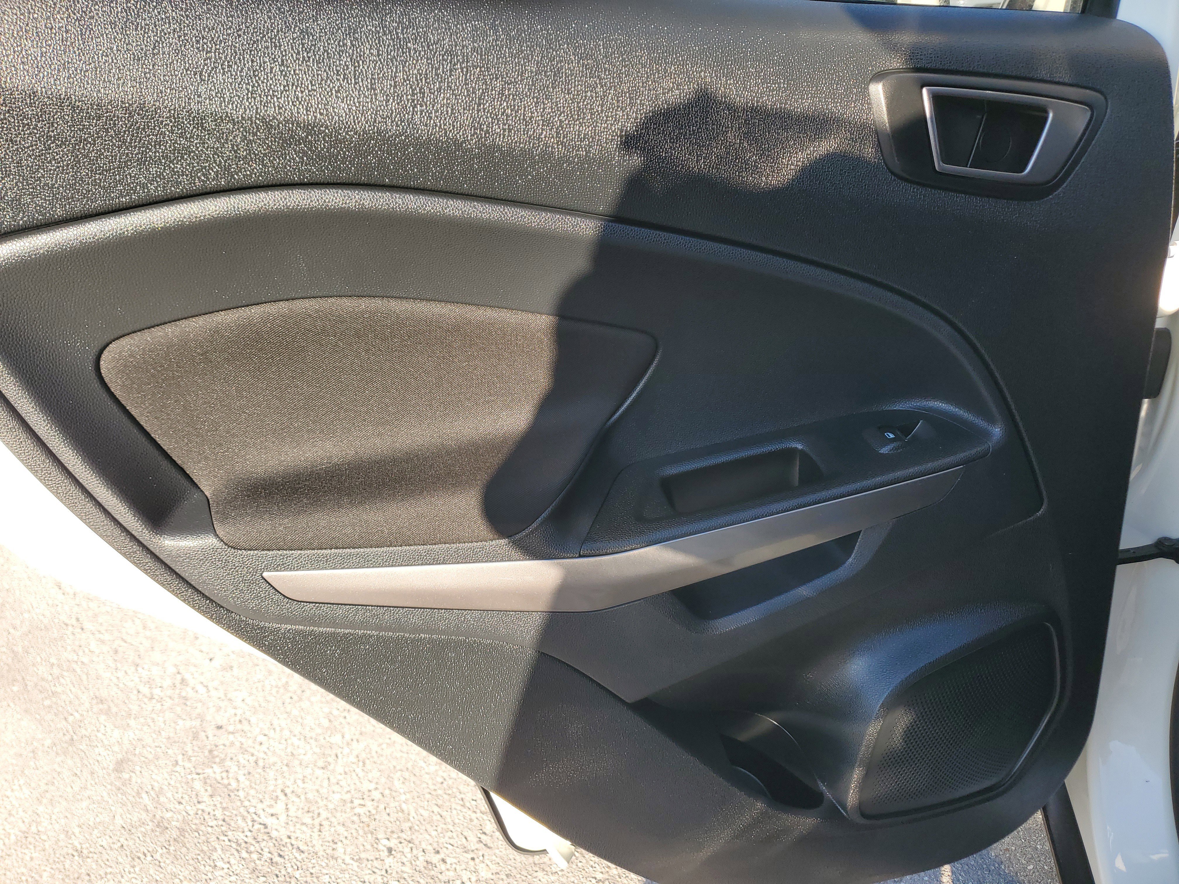 Used 2021 Ford EcoSport SE image 21