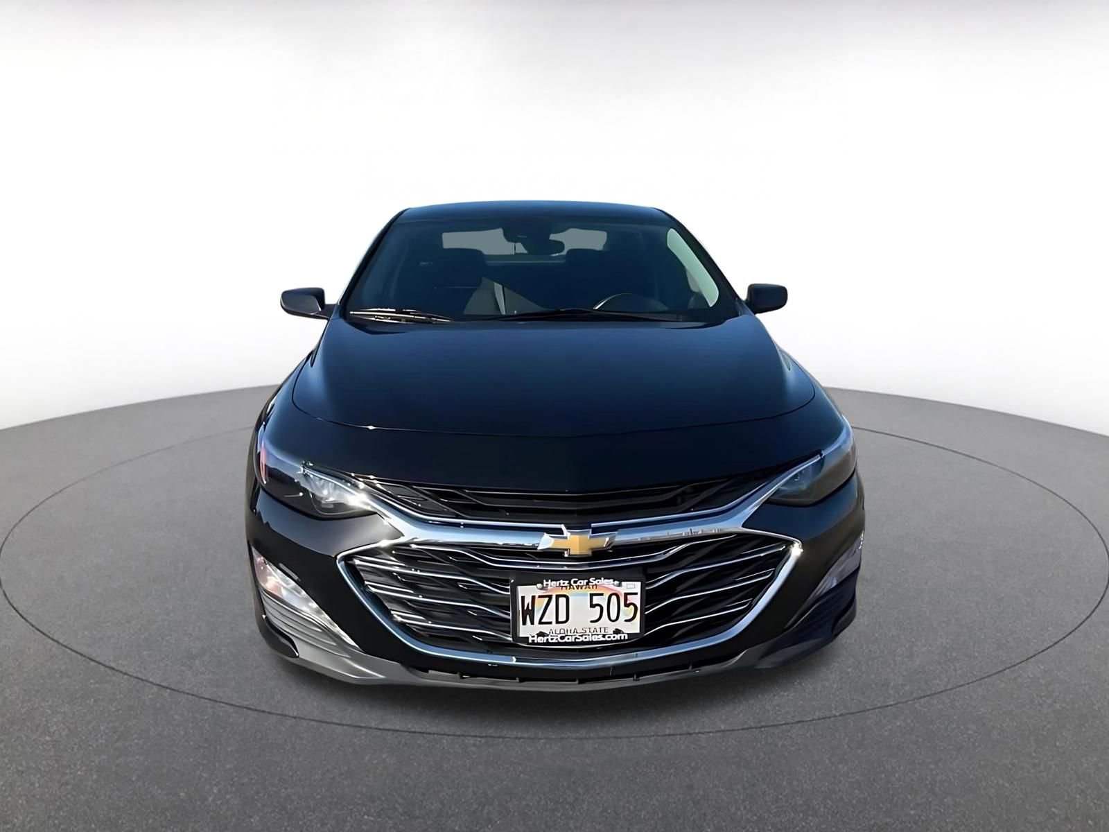 Used 2024 Chevrolet Malibu LT image 3