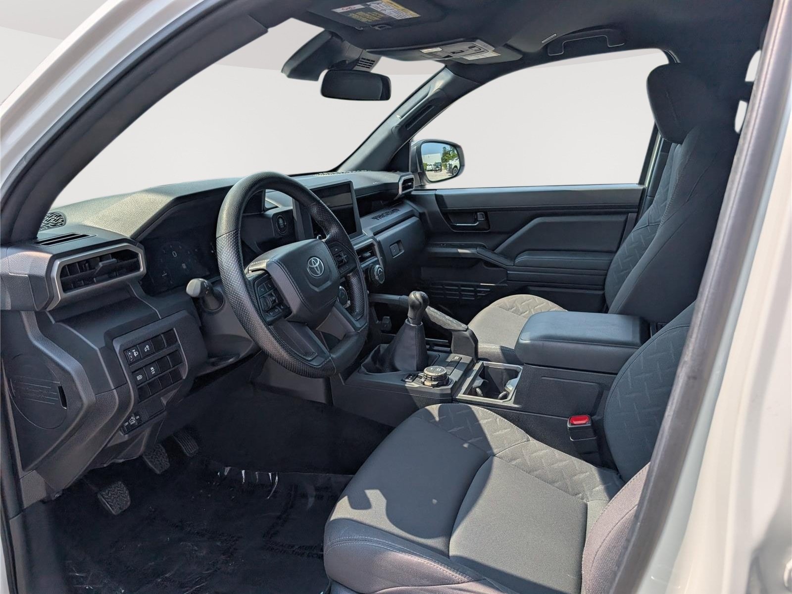 Used 2024 Toyota Tacoma SR AWD/4WD image 14