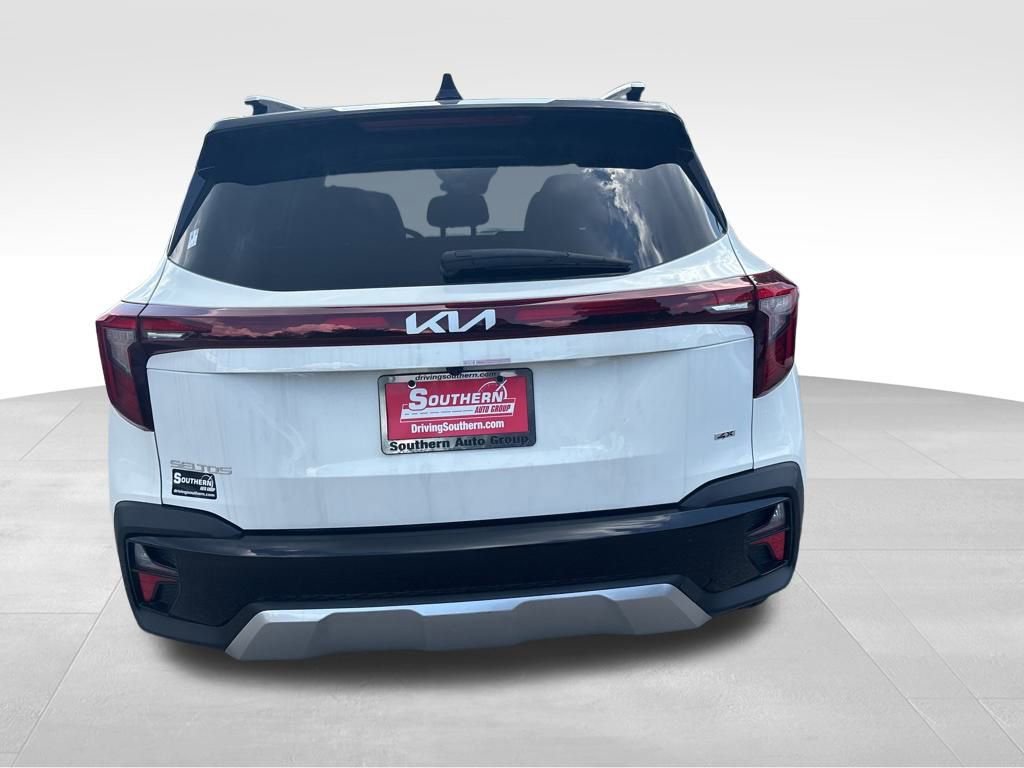 Used 2024 Kia Seltos SX AWD/4WD image 11