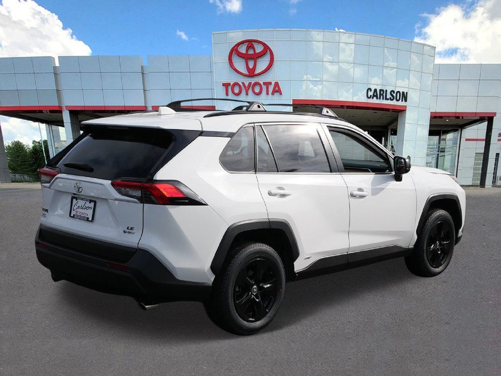 Certified 2025 Toyota RAV4 LE AWD/4WD image 5