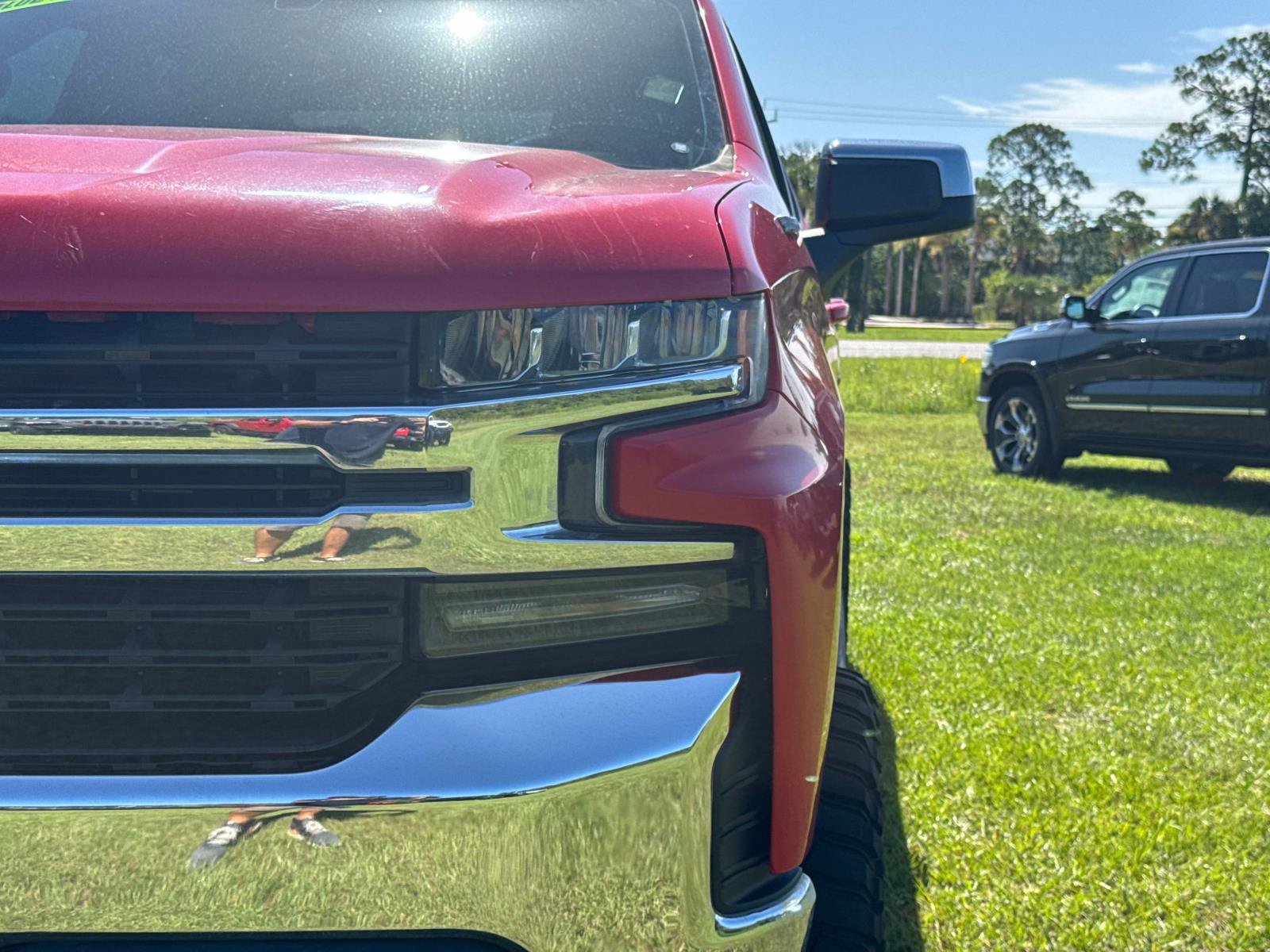 Used 2020 Chevrolet Silverado 1500 LT AWD/4WD image 9