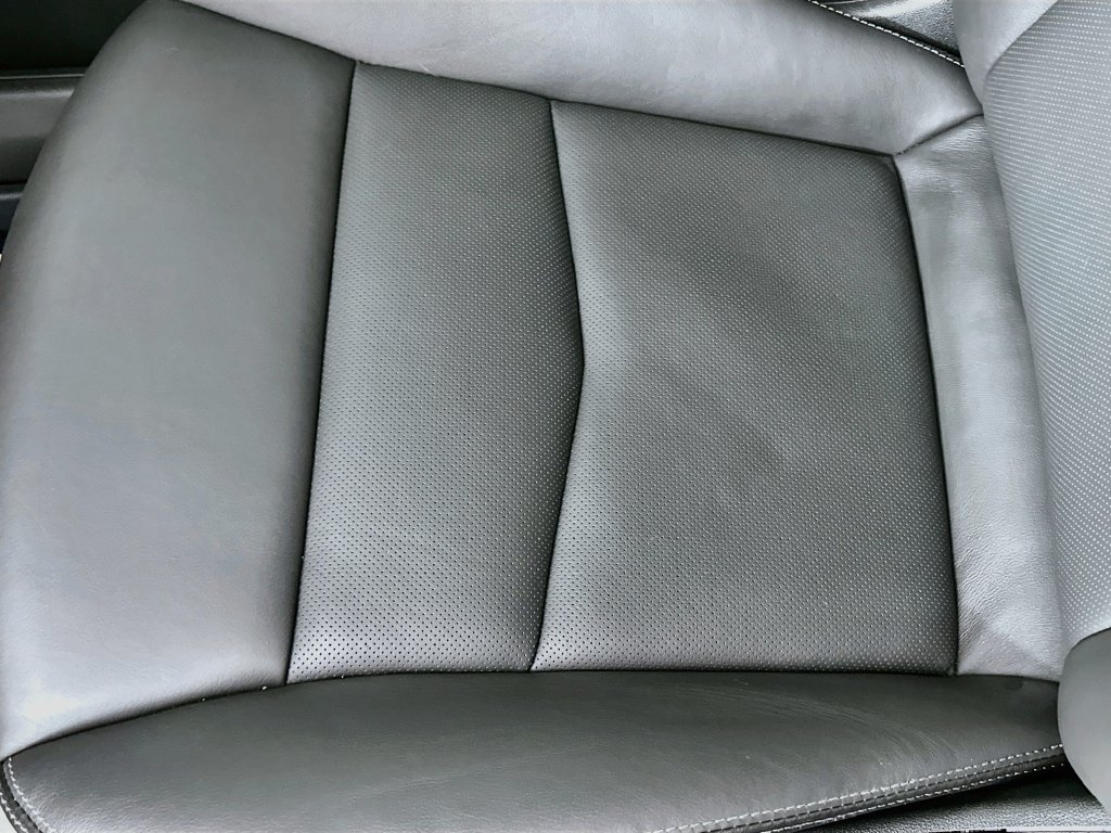 New 2026 Cadillac XT5 Premium Luxury w/ LPO, Floor Liner Package AWD/4WD image 24
