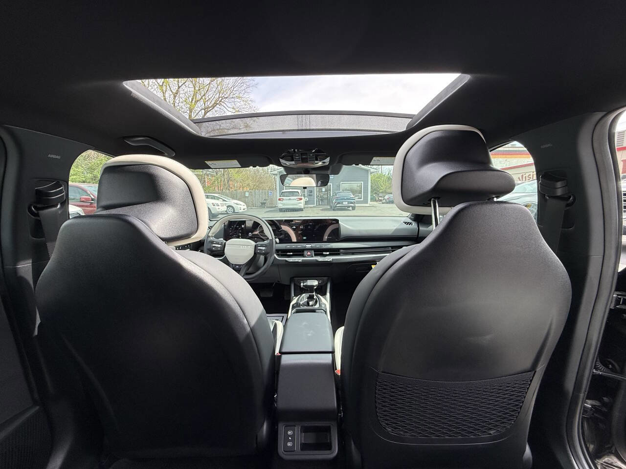 Used 2025 Kia K4 GT-Line w/ GT-Line Premium Package FWD image 34