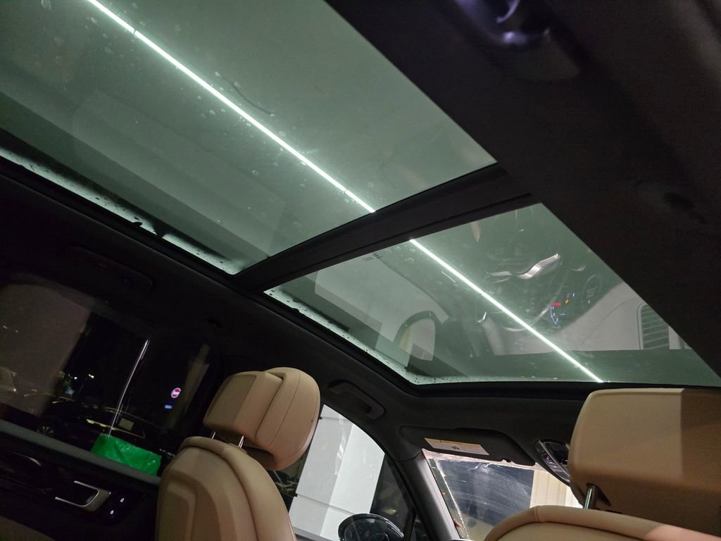 Used 2023 Porsche Cayenne image 37