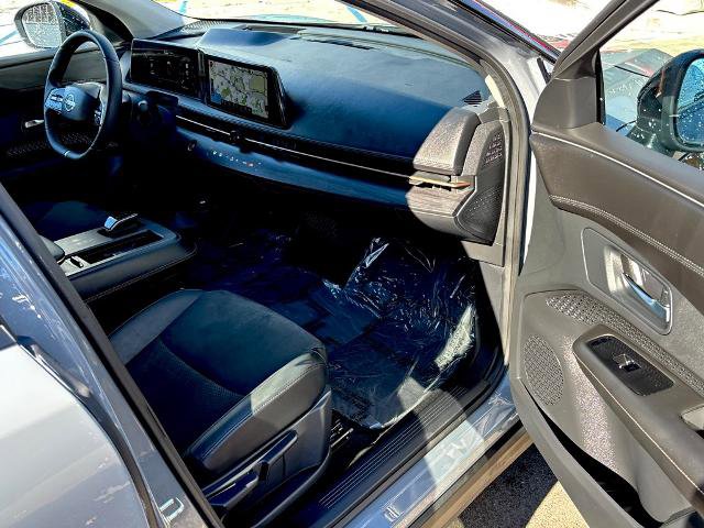 Certified 2024 Nissan Ariya FWD image 27