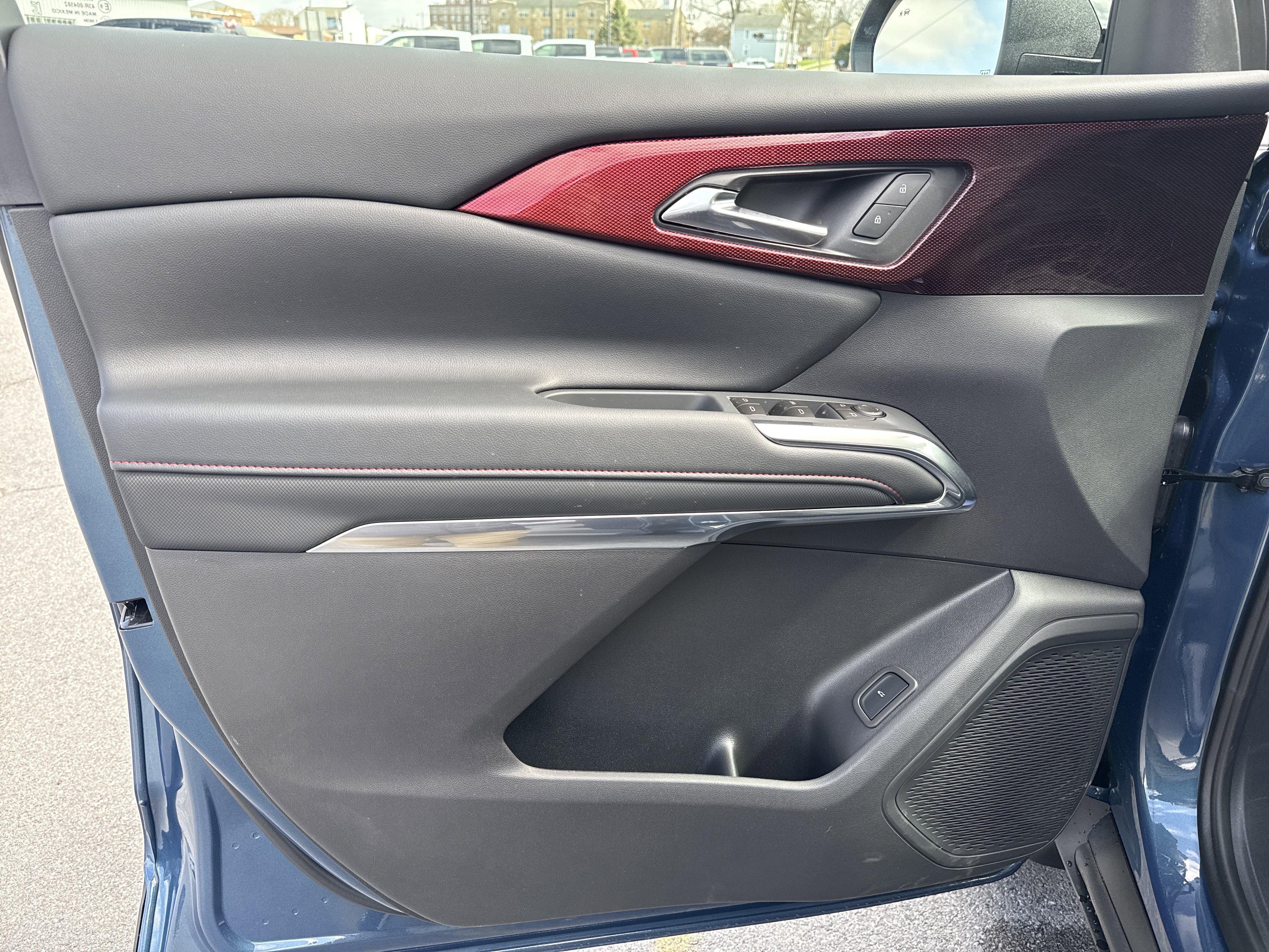 New 2026 Chevrolet Traverse Z71 w/ Driver Confidence Package image 16