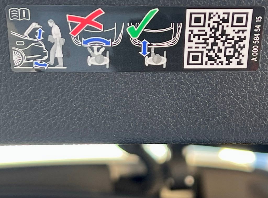 Certified 2026 Mercedes-Benz GLC 300 4MATIC image 40