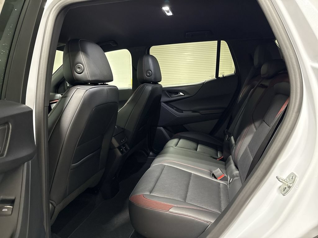 New 2027 Chevrolet Equinox RS w/ Convenience Package III AWD/4WD image 23