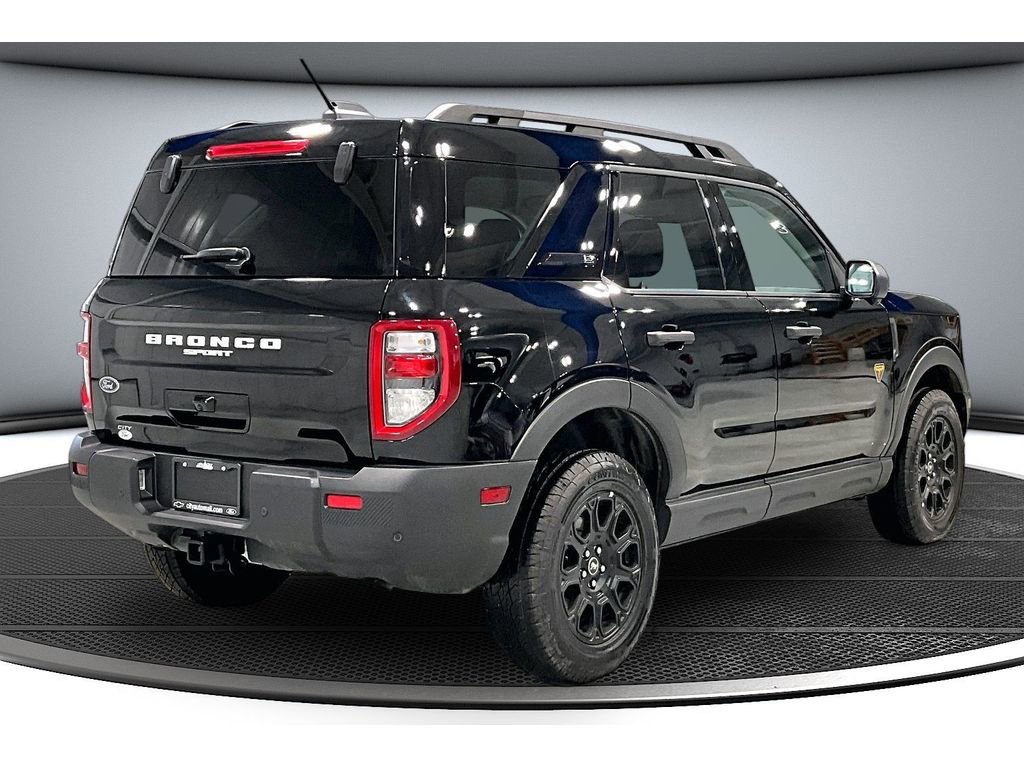 Used 2025 Ford Bronco Sport Badlands image 15