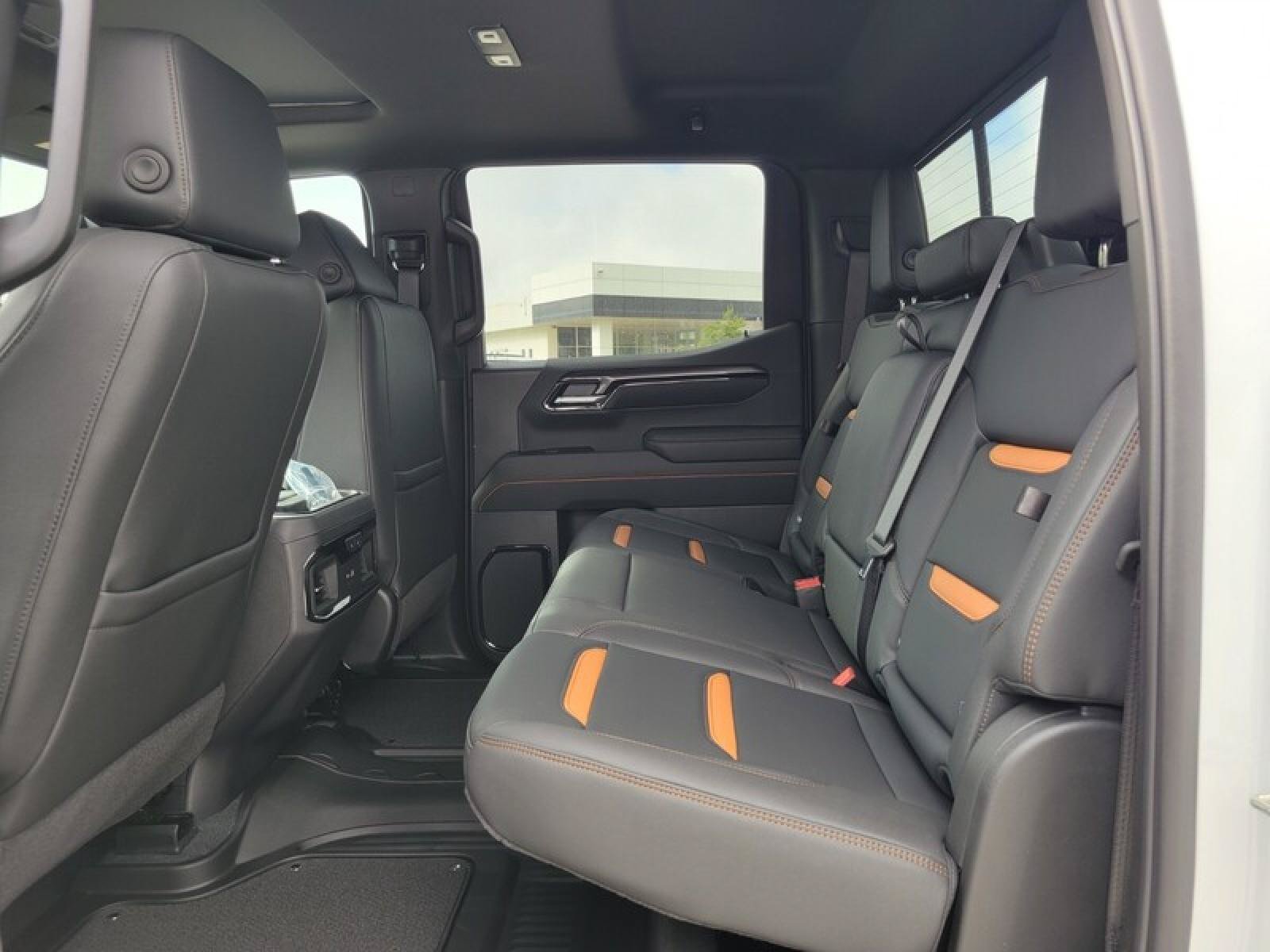 New 2026 GMC Sierra 1500 AT4 w/ AT4 Premium Package AWD/4WD image 29