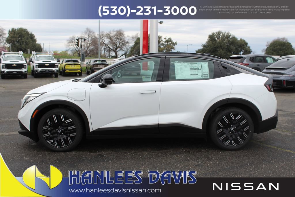 New 2026 Nissan Leaf Platinum+ w/ Cargo Package (Platinum+) image 2