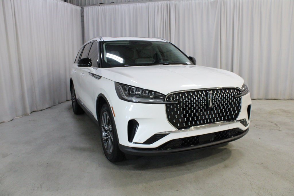 New 2026 Lincoln Aviator AWD image 38