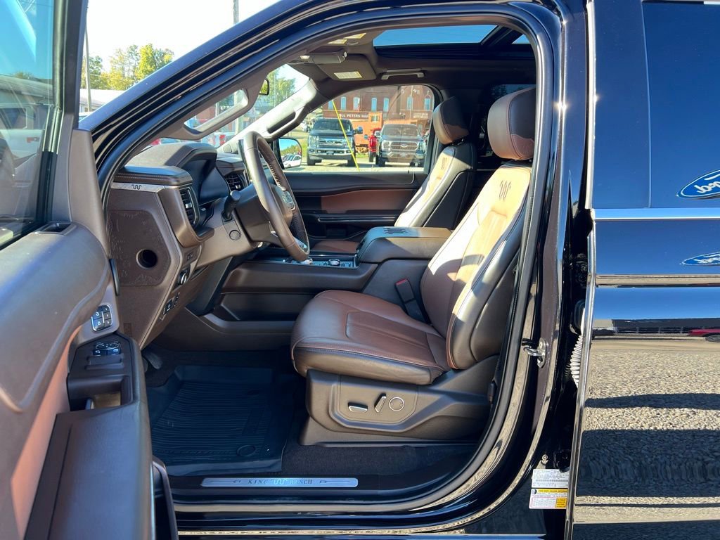 Used 2022 Ford Expedition King Ranch image 14