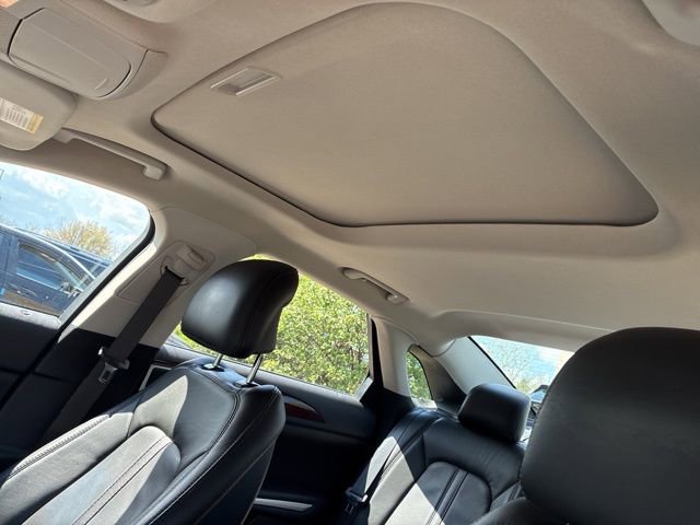 Used 2014 Lincoln MKZ AWD w/ Equipment Group 102A Reserve image 6