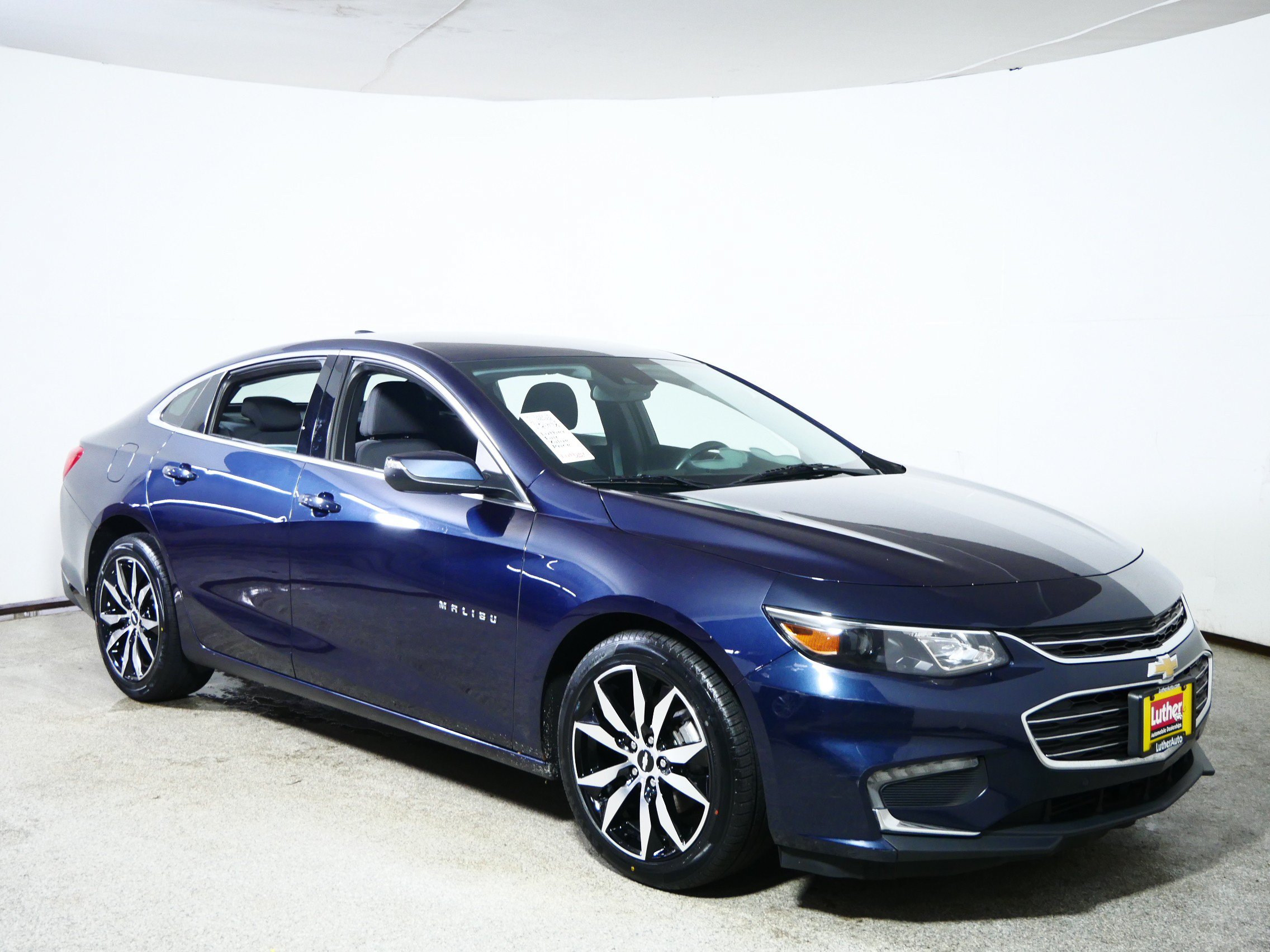 Used 2016 Chevrolet Malibu LT