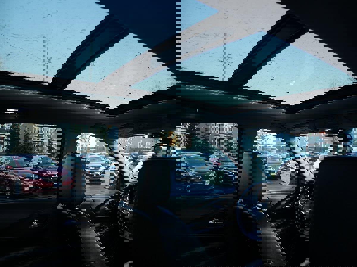 Used 2018 Chevrolet Equinox Premier image 27