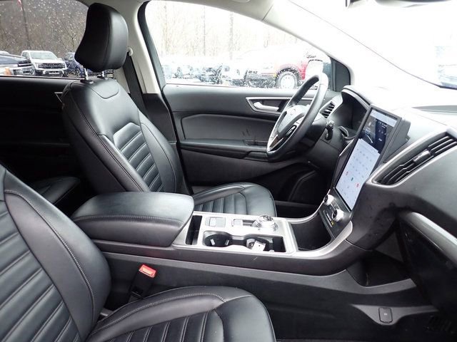 Certified 2024 Ford Edge SEL image 10