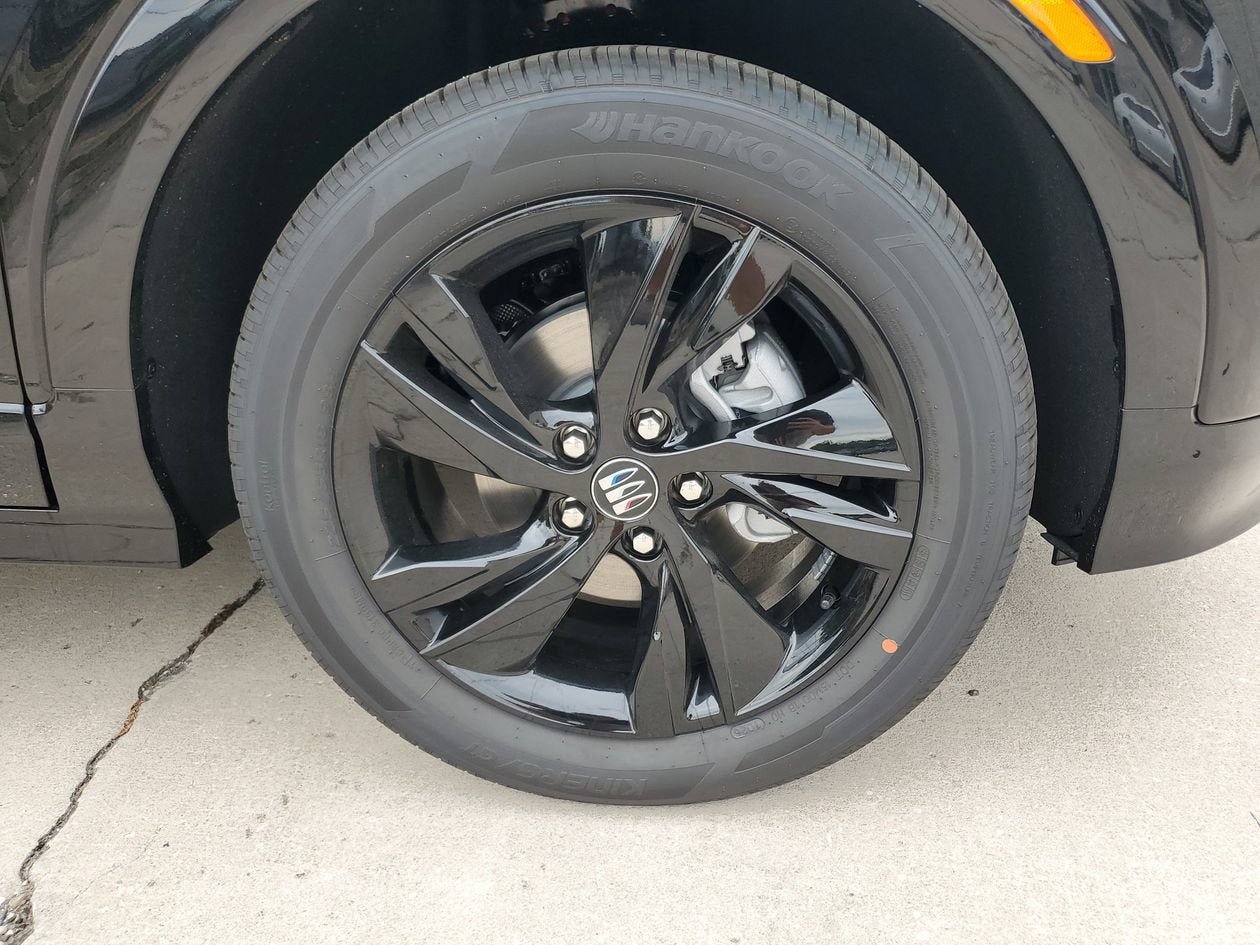 New 2026 Buick Encore GX Sport Touring FWD image 6