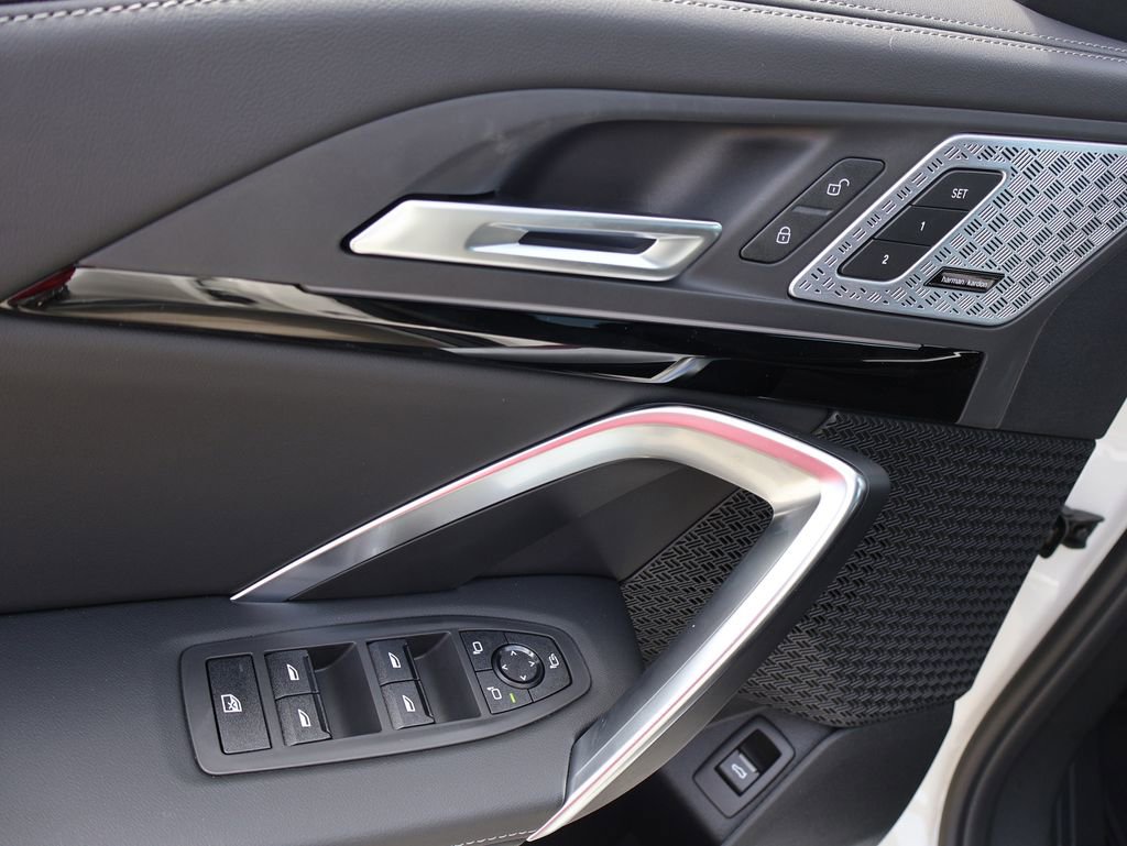 New 2025 BMW X1 xDrive28i w/ Technology Package image 31