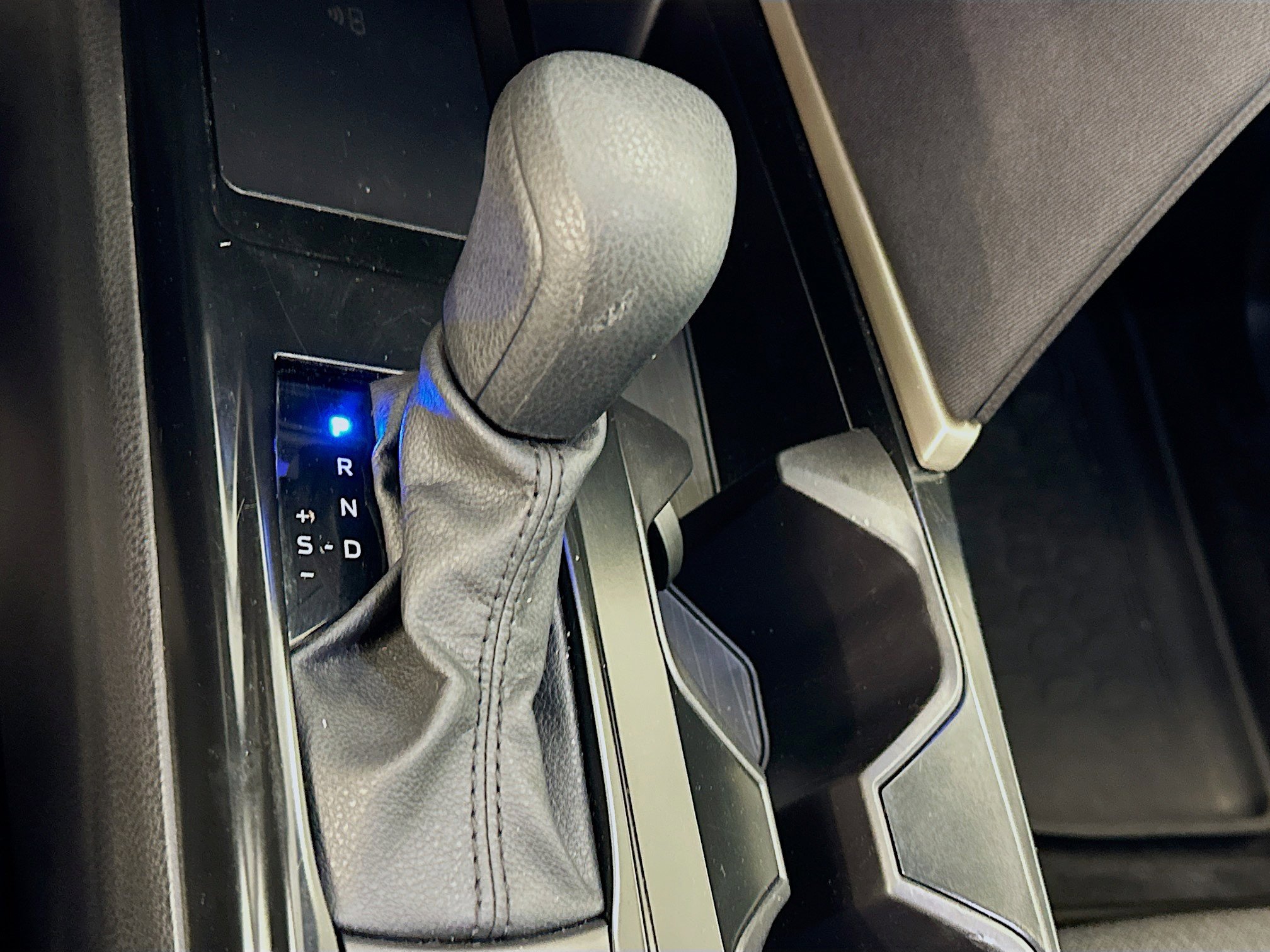 Used 2025 Toyota Camry LE image 25