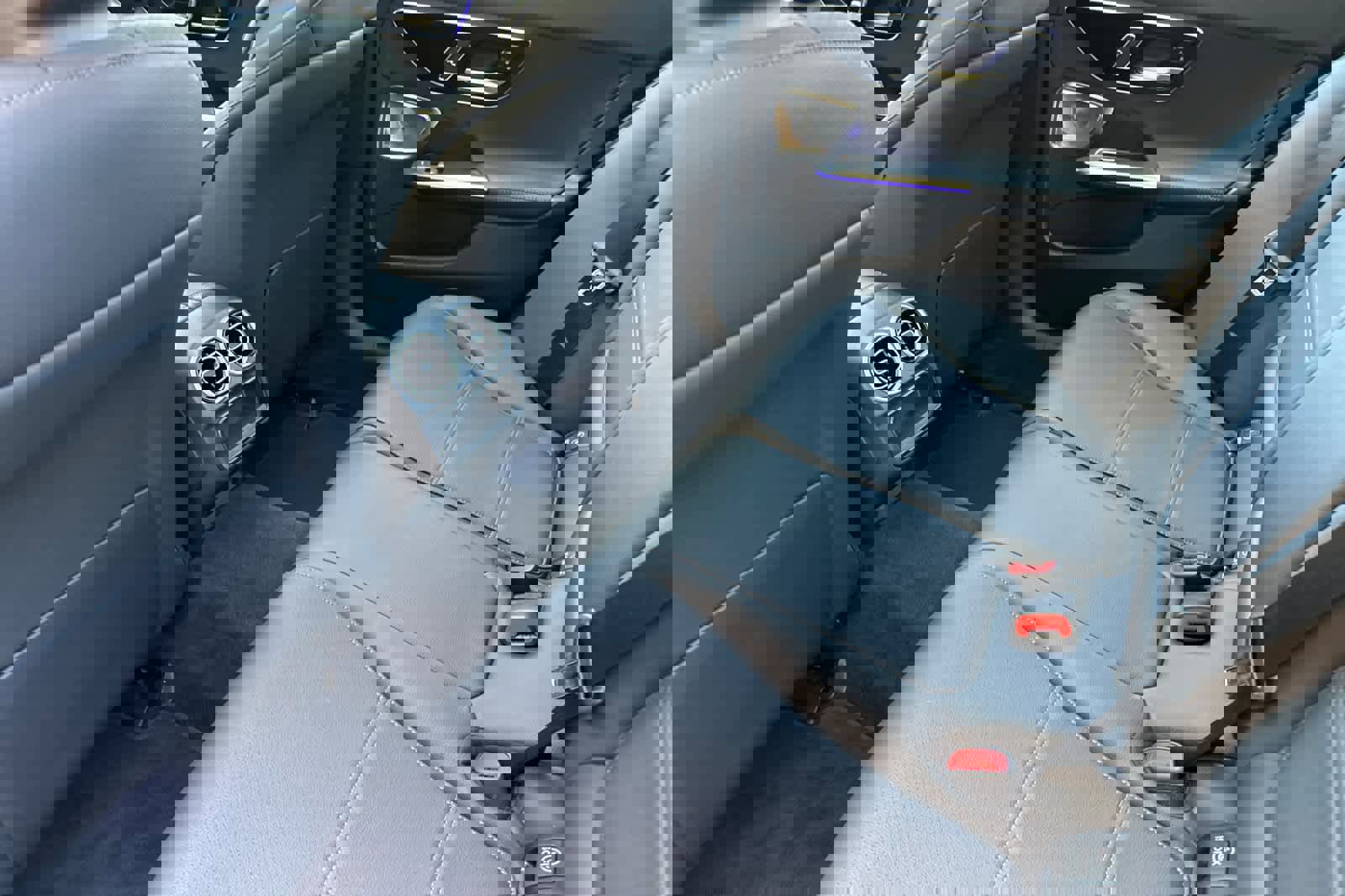 Certified 2025 Mercedes-Benz C 300 Sedan image 11