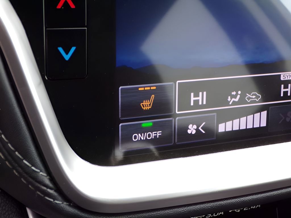 Used 2023 Subaru Outback Premium image 23