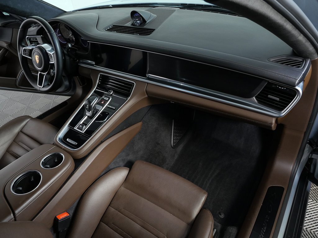 Certified 2019 Porsche Panamera GTS image 24