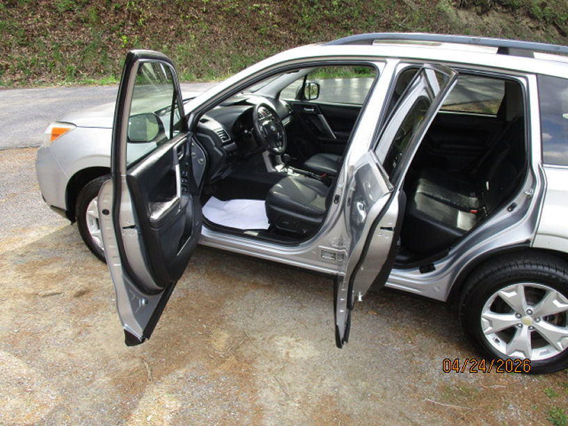 Used 2016 Subaru Forester 2.5i Limited AWD/4WD image 11