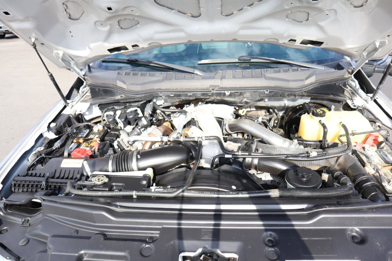 Used 2022 Ford F350 Platinum image 19