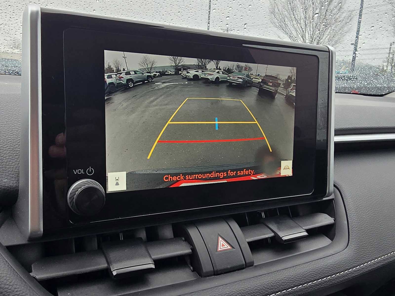 Used 2025 Toyota RAV4 XLE image 31