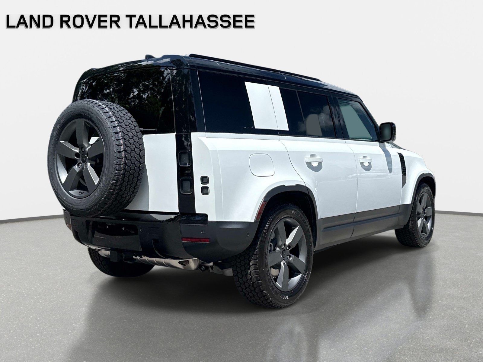 New 2026 Land Rover Defender 110 S AWD/4WD image 5